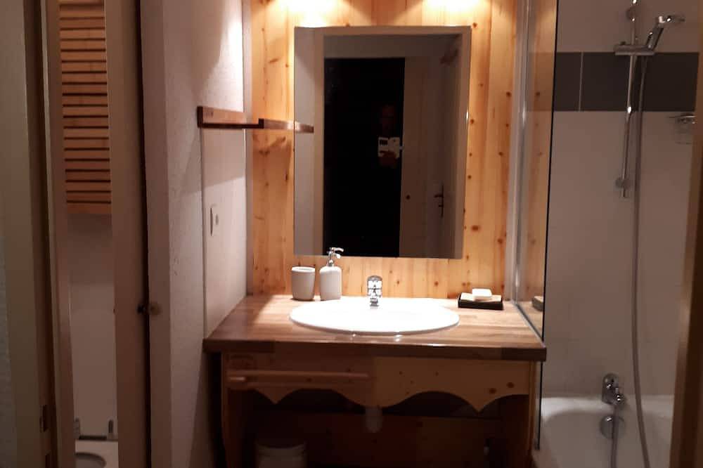 Ganze Wohnung, Apartment 4p Orelle - Val Thorens - ski area 3 vallées - Swimming pool/Spa/Hammam in Orelle, Region Saint-Jean-de-Maurienne