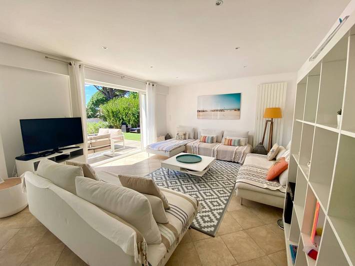 Villa pour 9 personnes, avec Balcon/Terrasse ainsi que Jacuzzi et Jardin à Grimaud - 3