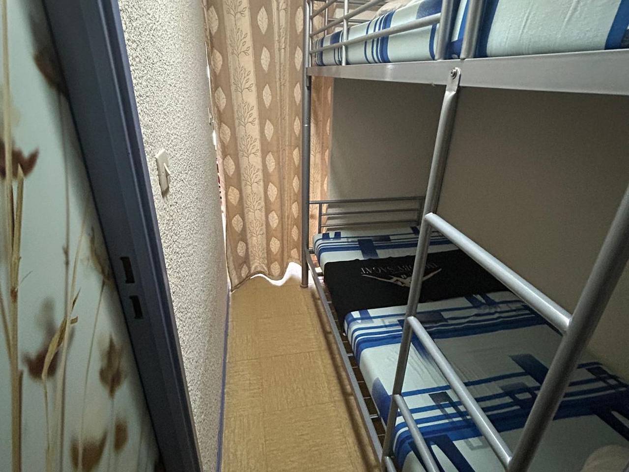 Studio entier, Studio cosy 4 pers au centre, Wifi, balcon sud in Super Besse, Besse-et-Saint-Anastaise