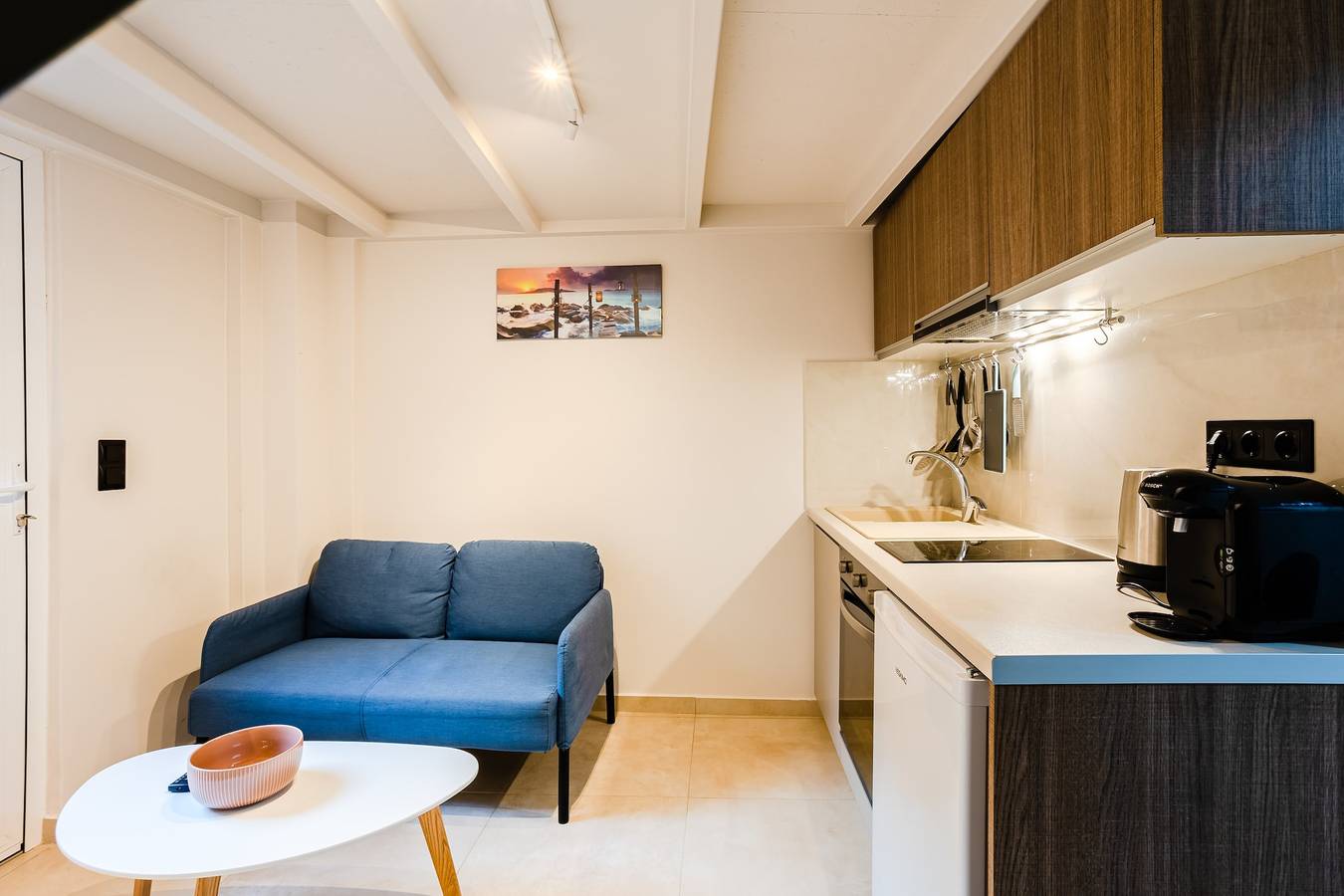 Ganze Wohnung, Ferienwohnung für 2 Personen mit Balkon/Terrasse in Kalamata, Messenien