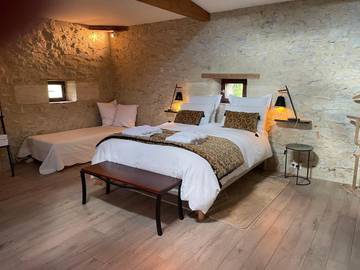 Chambre d’hôte pour 4 personnes, avec jardin et vue à Lamothe-Landerron