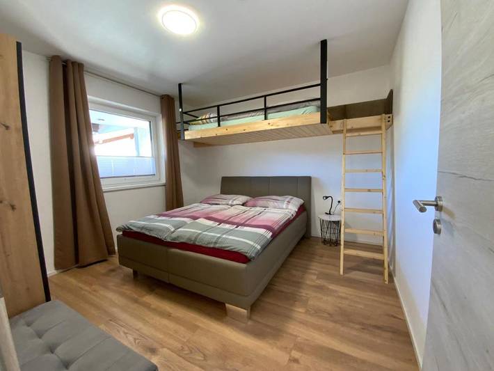 Ferienwohnung für 5 Personen, mit Terrasse und Whirlpool sowie Sauna und Ausblick in Imsterberg - 4