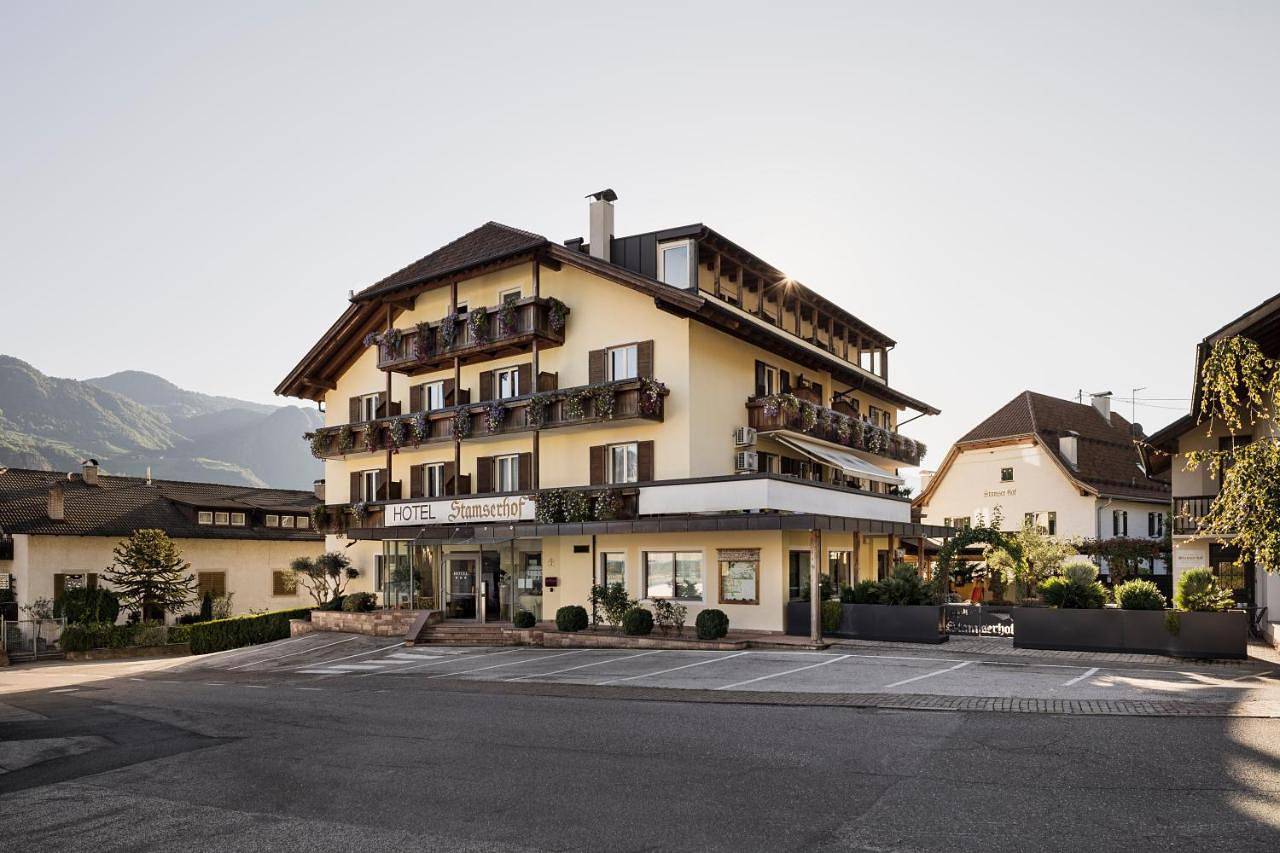 Hotel Stamserhof in Andrian, Nonsberggruppe