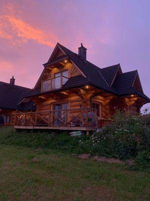 Alpine Chalet with Jacuzzi and Sauna in Karpaty (Polska)