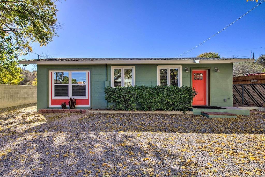 Old Town Cottonwood Cottage w/ Yard, Pets Welcome in Cottonwood (AZ), Coconino Nationalwald