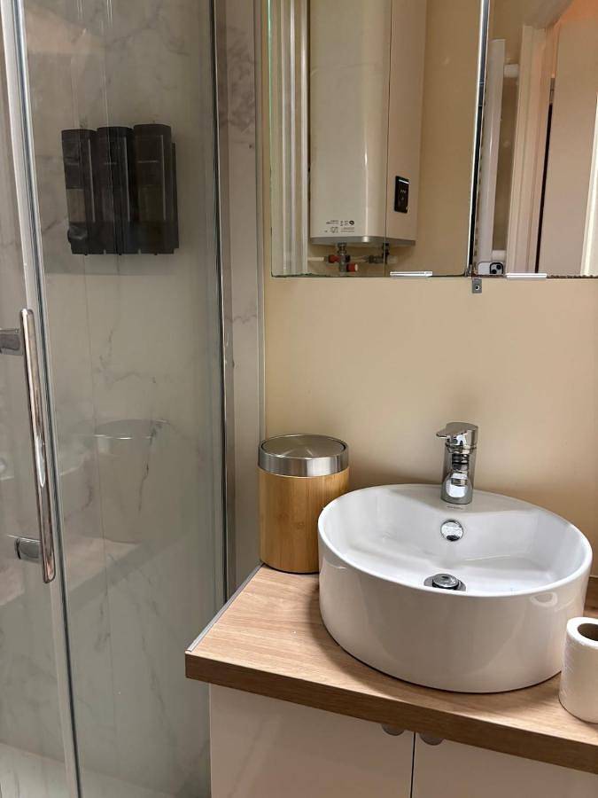 Gîte pour 4 personnes, avec vue à Miribel - 4