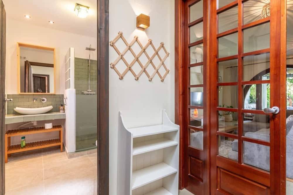 Preciosa casa con piscina en pleno corazón del Valle de Lecrín in Restabal, El Valle