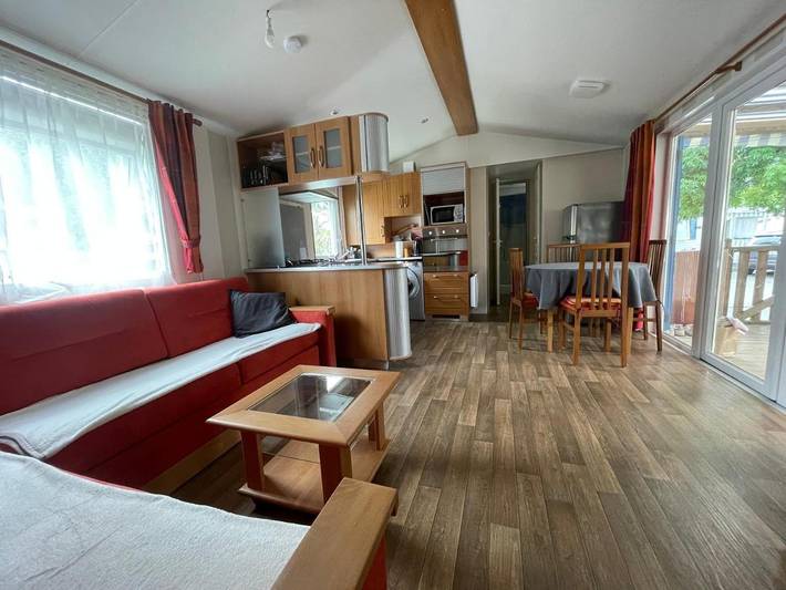 Location de vacances pour 6 personnes, avec Terrasse ainsi que Jardin et Piscine à Saint-Vivien - 2