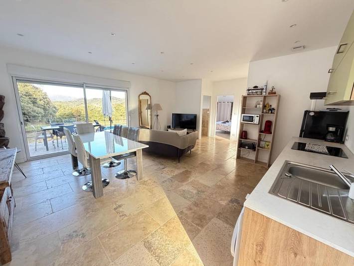 Maison d’hôte pour 5 personnes, avec Terrasse ainsi que Jardin et Piscine à Petreto-Bicchisano