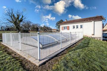 Maison De Vacances pour 5 Personnes dans Saint-André-de-Double, Dordogne, Photo 1