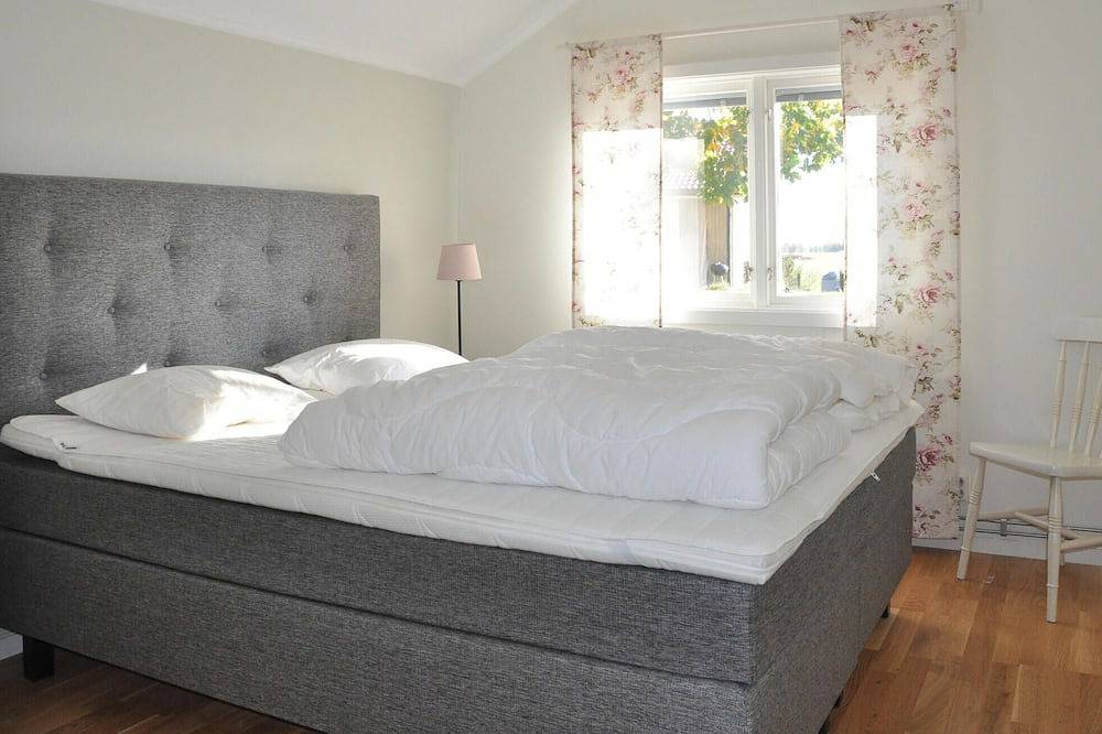 Haustierfreundliches Haus mit 1. in Säffle, Vänern