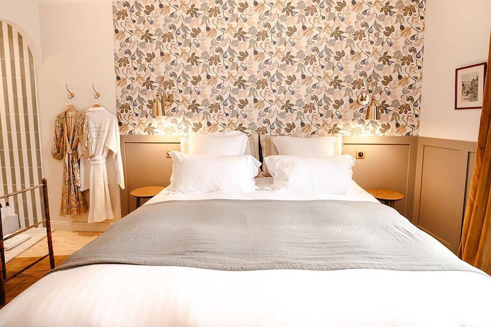 Gite pieds dans l'eau-Casa-Lujoso-Vista al Mar-Baño en la habitacion in Pleudihen-sur-Rance, Región de Dinan