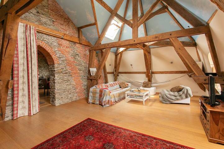 Gîte pour 8 personnes, avec terrasse ainsi que piscine et jardin à Saint-Mars-du-Désert