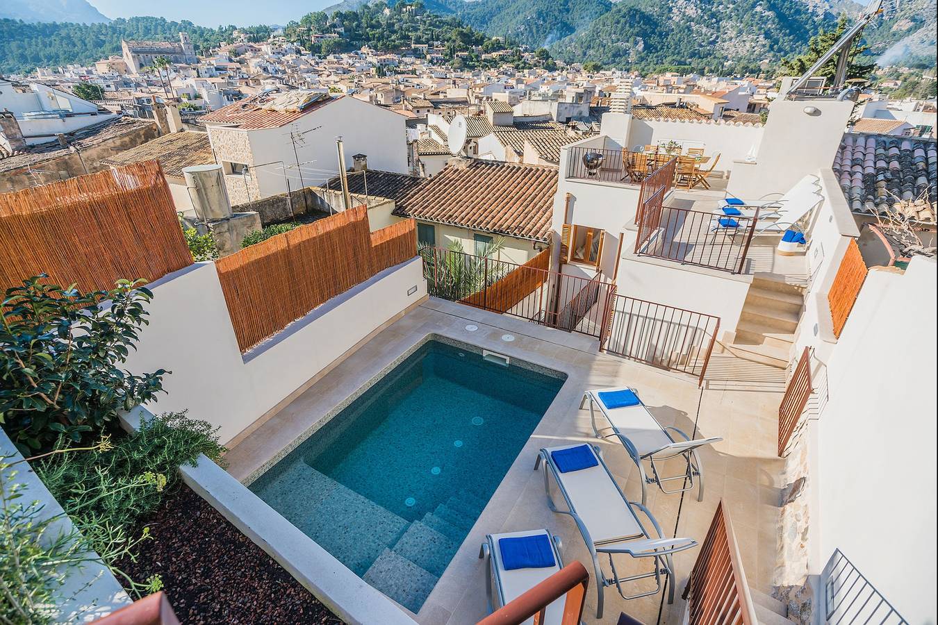 Townhouse Can Coa by Sunvillas Mallorca in Pollença Stadt, Pollença