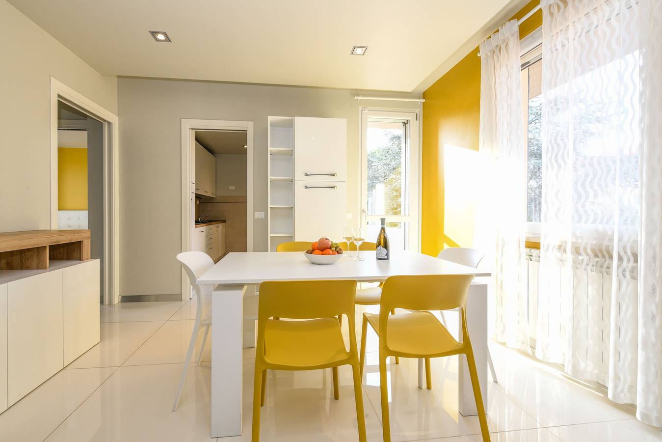 Ganze Wohnung, Appartamento Chloe Sirmione – Gartenblick, Terrasse & Nähe zu Stränden in Colombare, Sirmione