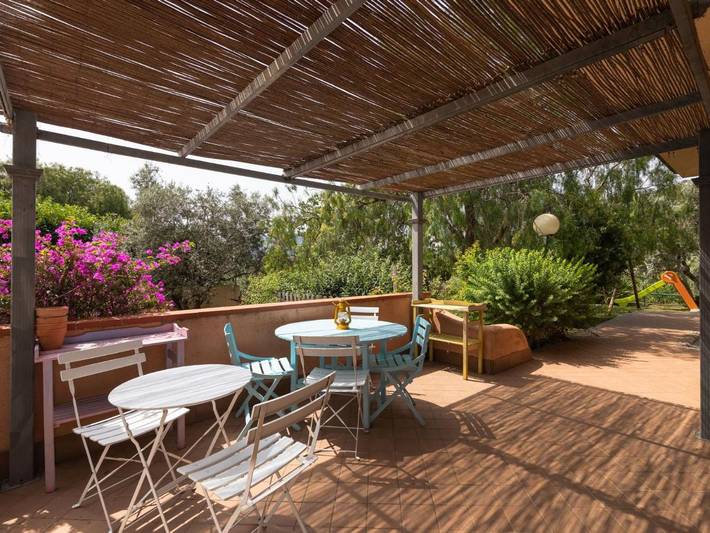 Location de vacances pour 6 personnes, avec terrasse et jacuzzi à Cisano sul Neva - 3