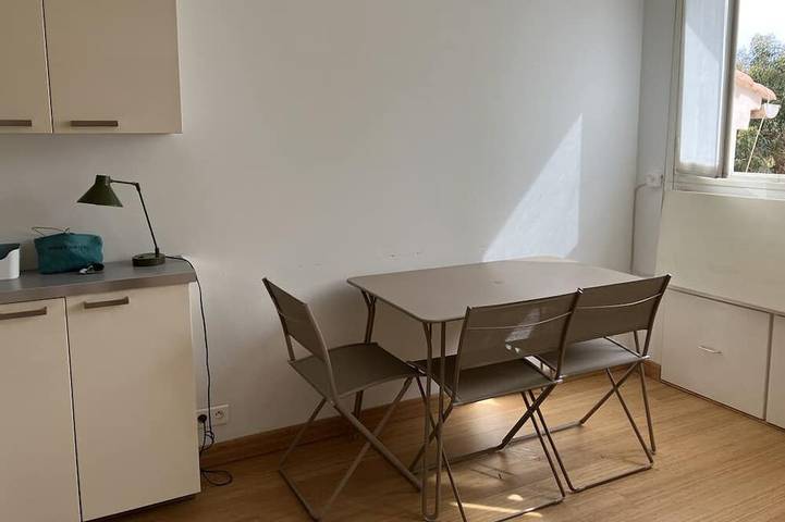 Gîte pour 3 personnes dans Porquerolles - 4