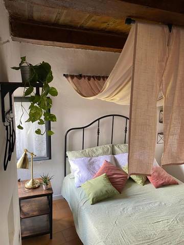 Gîte pour 5 personnes, avec terrasse et vue, animaux acceptés à Calcata