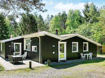 Ferienhaus für 10 Personen, mit Whirlpool und Terrasse sowie Pool und Sauna, kinderfreundlich in Dänemark