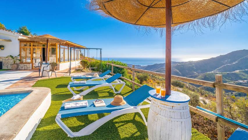 Chalet para 4 personas, con Balcón/Terraza y Piscina en Axarquía - 2