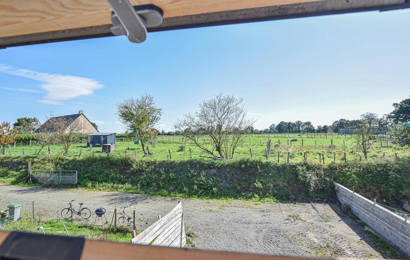 Gemütliche Wohnung mit Garten, WiFi in der Nähe von Gavray & La Bérence in Ver, Coutances und Umgebung