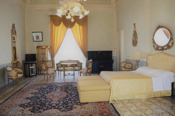 Casa vacanza per 2 persone, con Idromassaggio e Giardino nonché Piscina a Marittima