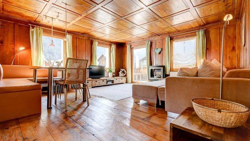 Vacation apartment for 3 people, with balcony in Brand