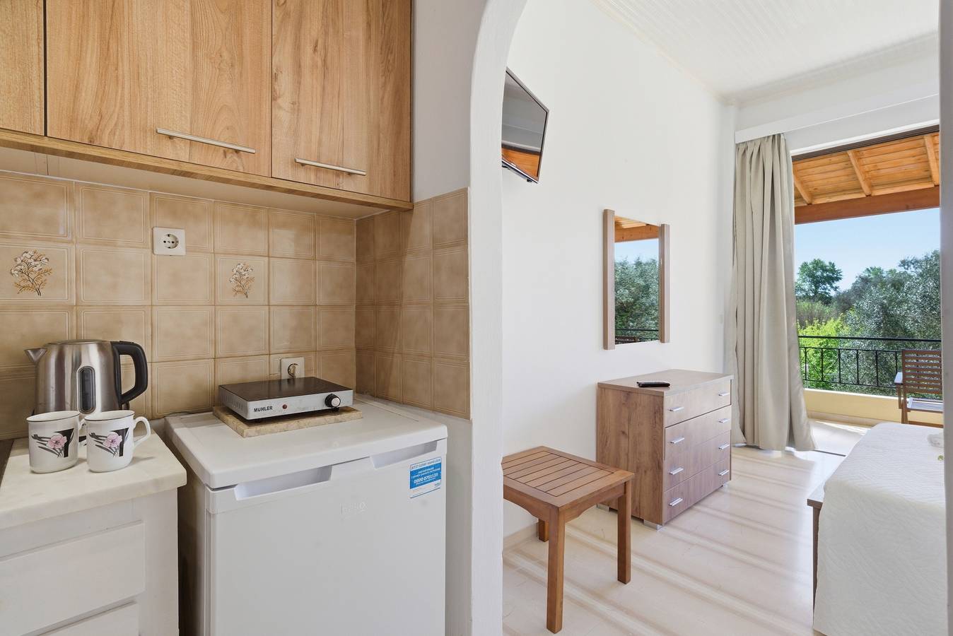 Studio-appartement 'Alexandra Studio 12' met privébalkon en Wi-Fi, foto 6