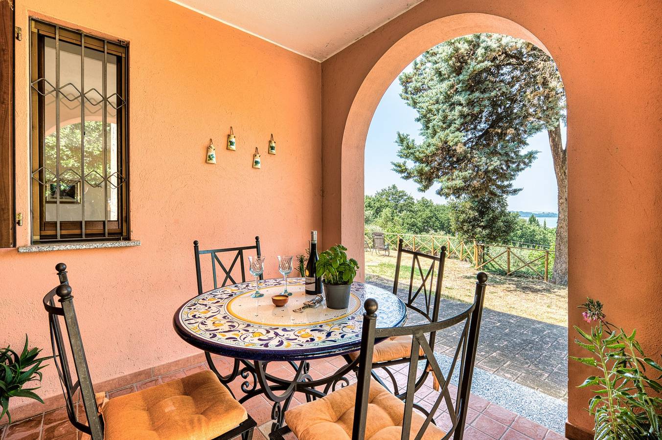 Ferienhaus 'Del Riccio' mit Seeblick, Wlan und Klimaanlage in Magione, Lago Trasimeno