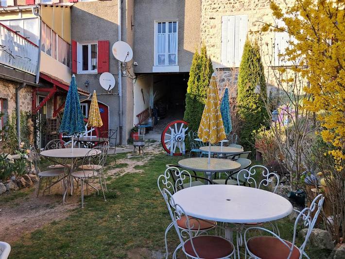 Chambre d’hôte pour 2 personnes, avec vue et jardin, animaux acceptés en Ardèche - 2