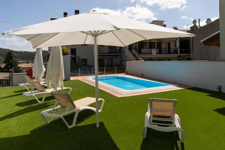 Appart’hôtel pour 2 personnes, avec Balcon et Terrasse ainsi que Jardin et Piscine