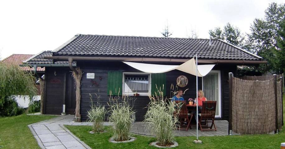 Ferienhaus für 4 Personen, mit Terrasse und Garten in Mitterfirmiansreut