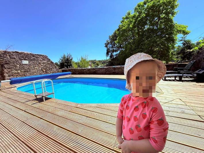 Location de vacances pour 8 personnes, avec vue ainsi que jardin et piscine, animaux acceptés à Pleugriffet - 2