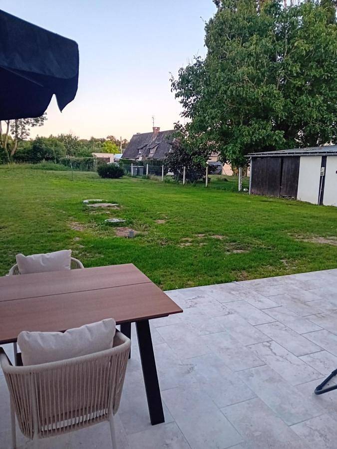Location de vacances pour 6 personnes, avec jardin à Épégard - 3