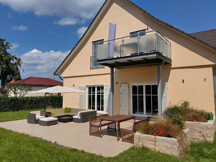Casa de vacaciones para 14 personas, con jardín además de vistas y piscina, Se admiten mascotas - 1