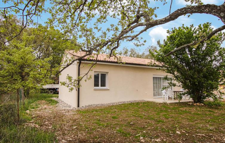 Location de vacances pour 6 personnes à Lussas