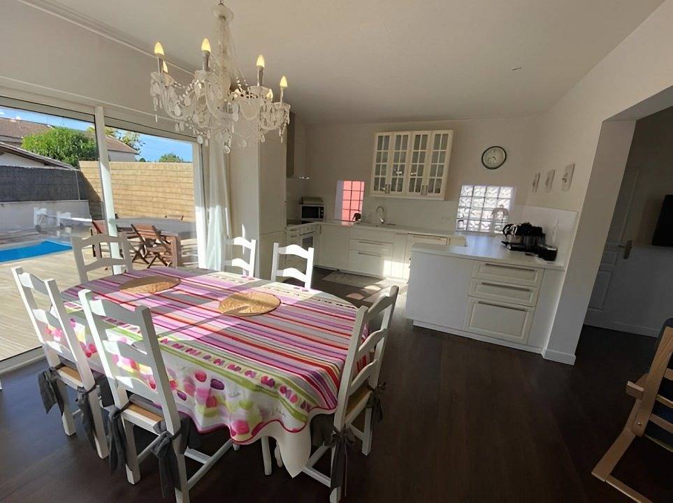 Gite la maison de Jeanne, indépendante, piscine privée in Montauban, Tarn-et-Garonne
