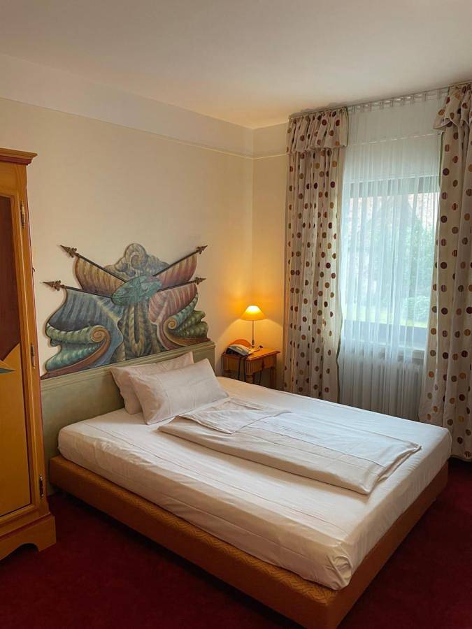 Hotel für 2 Personen, mit Terrasse und Garten in Achern