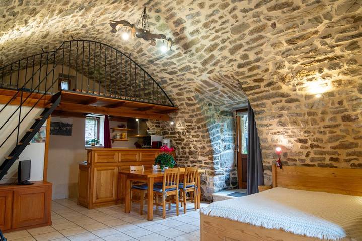 Gîte pour 3 personnes, avec jardin dans les Gorges du Tarn - 2