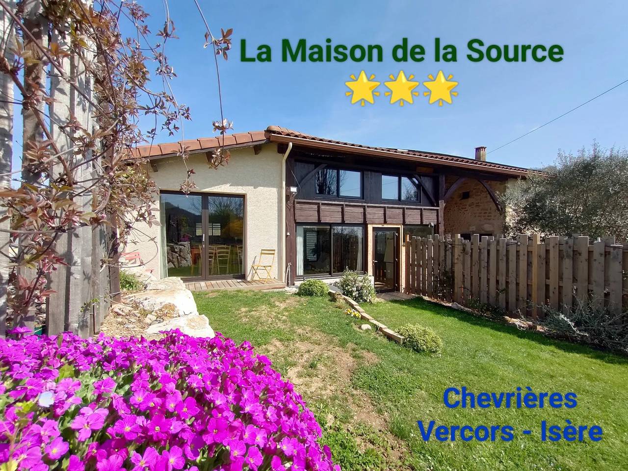 Cottage « Maison de la Source, gîte de groupe » entouré par la nature in Chevrières, Isère