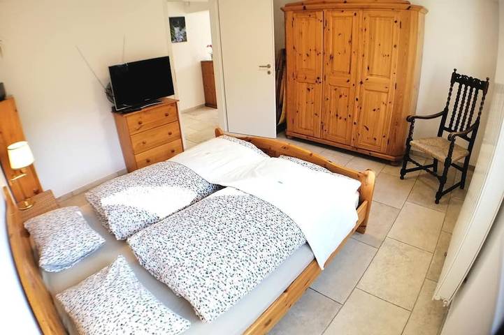 Ganze Wohnung, Modernes Naturhaus<br>Entspannen Sie sich in den Bergen in Castel San Pietro, Ticino