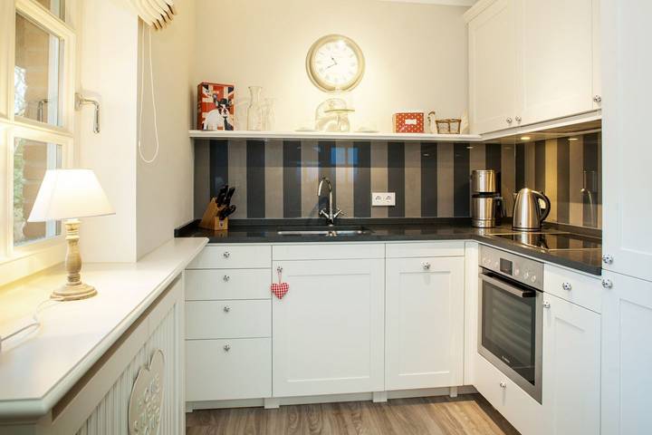 Ganze Wohnung, Bestehorn - reetgedecktes, gepflegtes Objekt im Südosten von Keitum in Keitum, Sylt (Gemeinde)