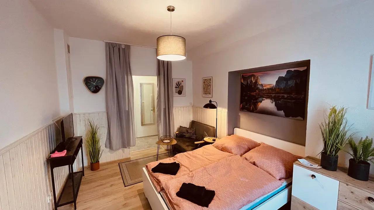 Ganze Ferienwohnung, Ferienwohnung für 2 Personen (25 m²) in Stadt Halle (Saale) in Halle, Saale-Unstrut