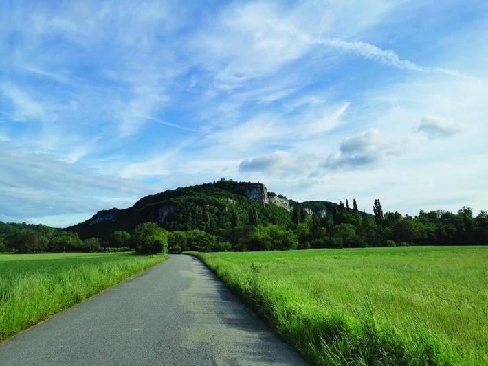 Location de vacances pour 6 personnes, avec terrasse et piscine dans Centrale nucléaire du Bugey - 2