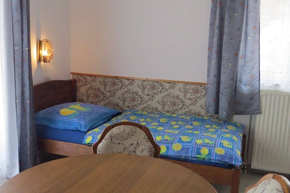 Ganze Wohnung, Ferienwohnung/App. für 4 Gäste mit 35m² in Balatonlelle in Balatonlelle, Plattensee Südufer