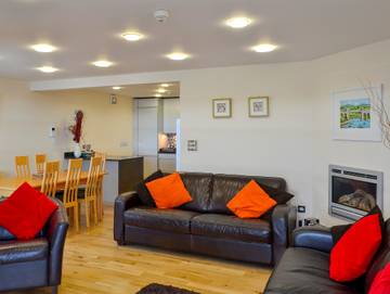 Holiday Rental for 8 People in Red Wharf Bay, Isle of Anglesey, Photo 3