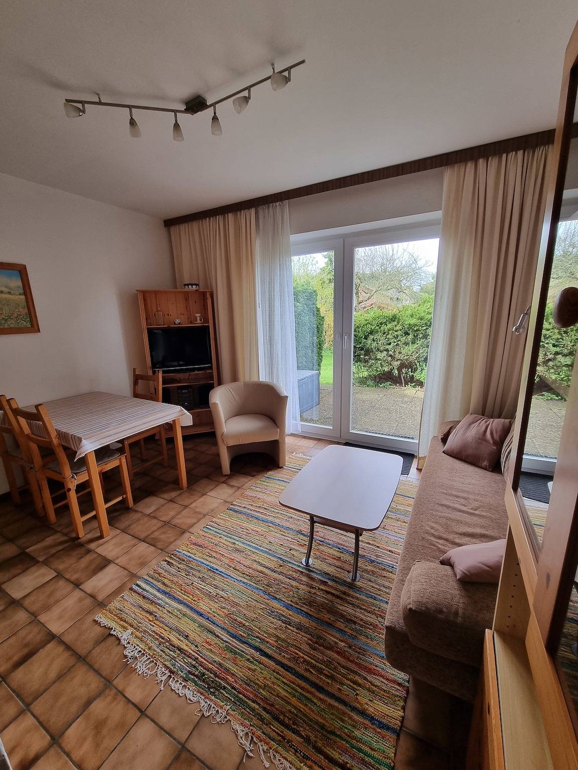 Ganze Ferienwohnung, Fewo Zimdahl 1 links in Kellenhusen, Ostholstein