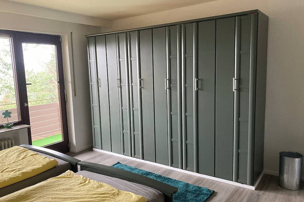 Ganze Wohnung, Fewo Beate 1 - 4 Zimmer Ferienwohnung und Gästezimmer 0152-07529212 in Spangenberg, Schwalm-Eder-Kreis