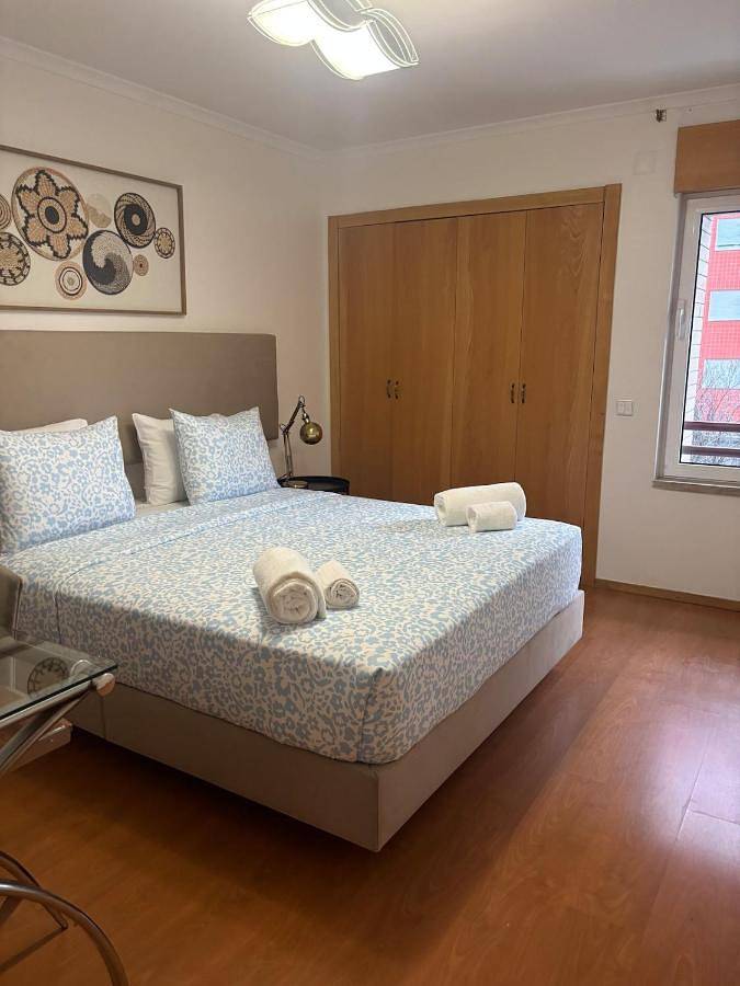 Apartamento de férias para 8 pessoas, com jacuzzi em Lumiar
