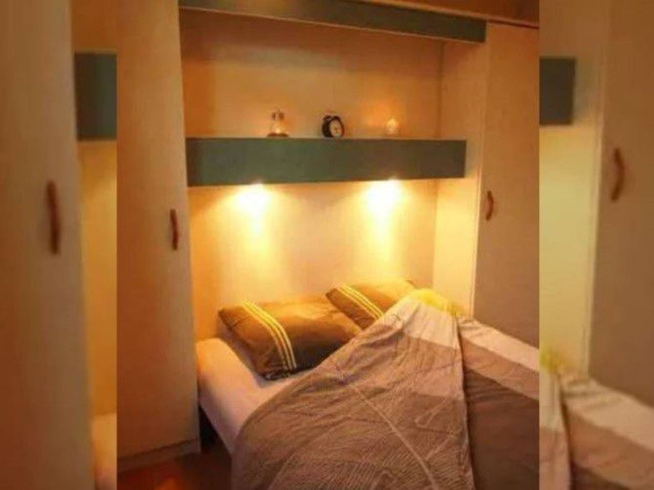 Bungalow for 7 with Terrace and Fully Equipped Kitchen in Esparron-de-Verdon, Verdon Regional Natural Park